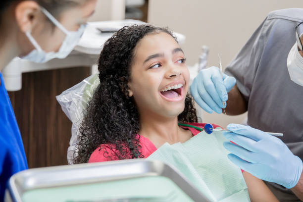 Best Emergency Dental Care for Broken or Chipped Teeth in Thornport, OH
